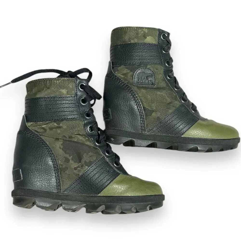 Sorel Lexie Wedge Bootie Women's Size 2 Green Round Toe Durable